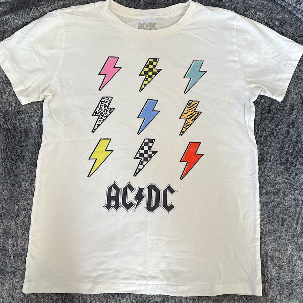 Small AC/DC band tee